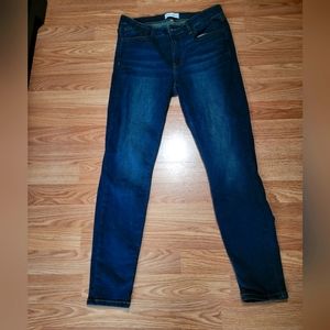 Studio Blue Aranza Mid Rise Skinny Jeans, size 30.